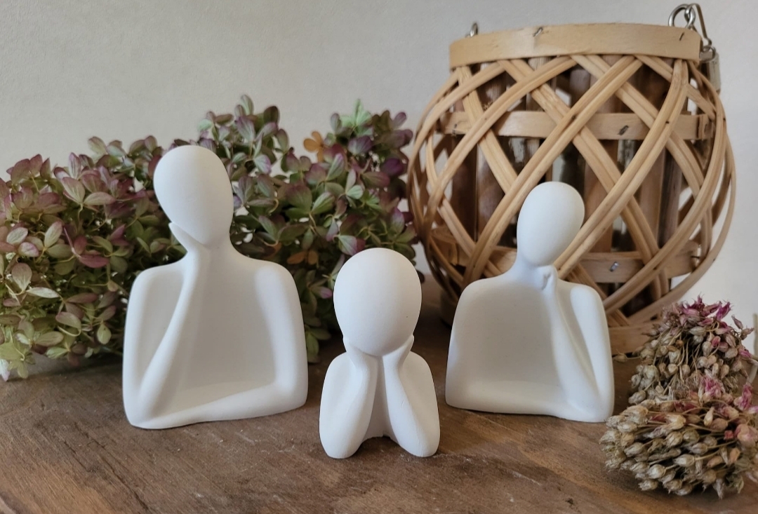 Familie (3tlg.) aus Raysin